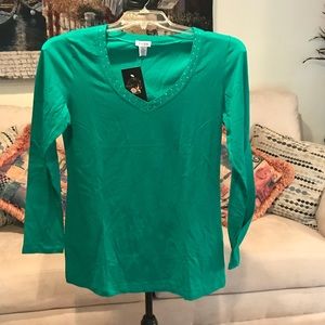 🦋🌸PLUS SIZE! Pretty Green T-shirt